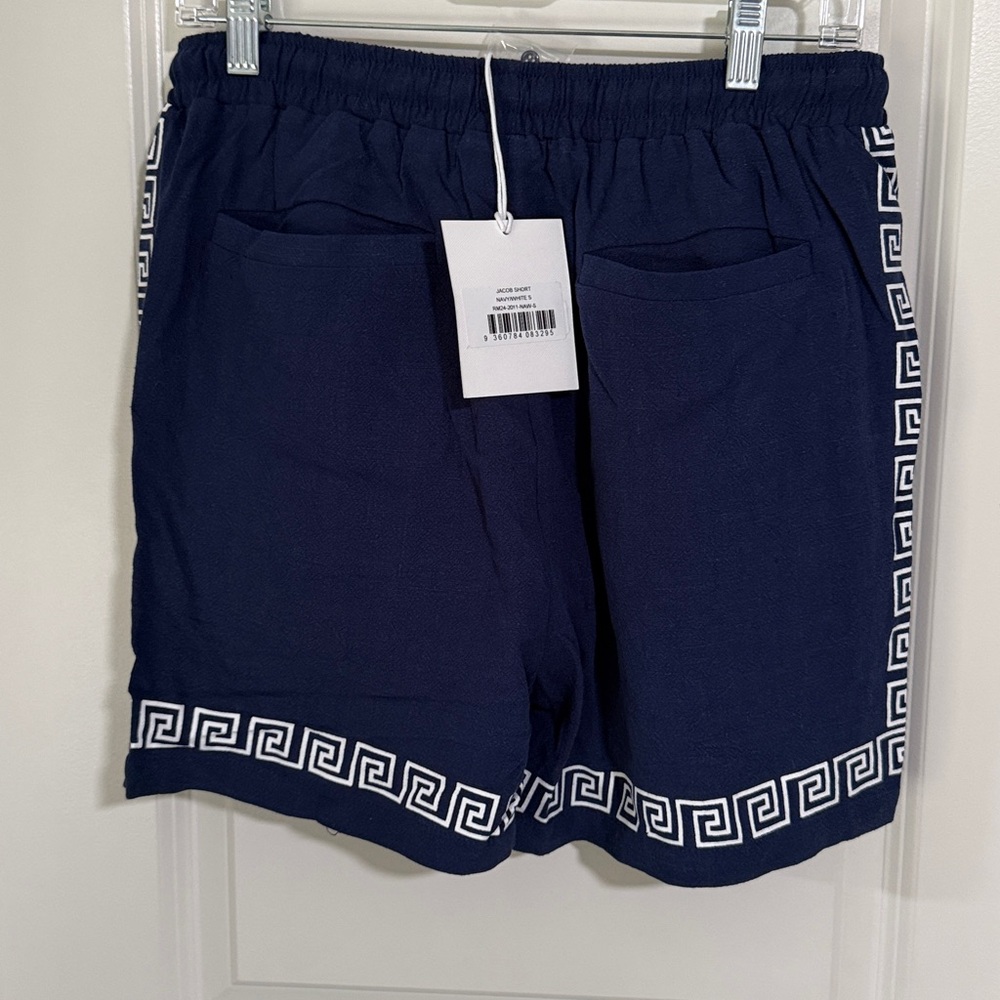 Linen Jacob Short - Picture 2 of 4